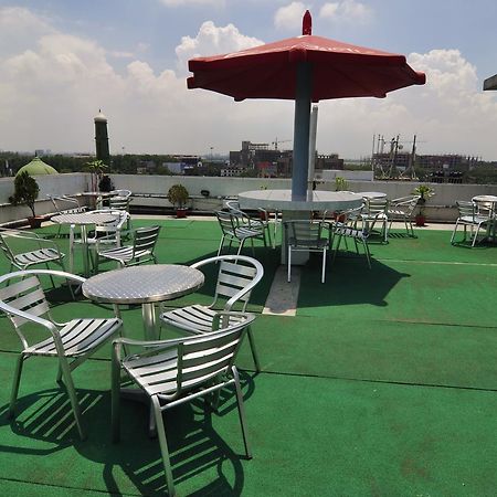 Holiday Xpress Dhaka Exterior foto