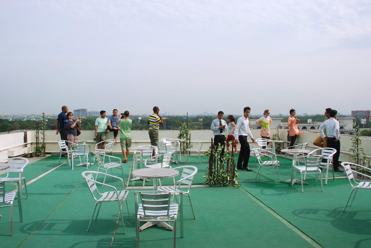 Holiday Xpress Dhaka Exterior foto